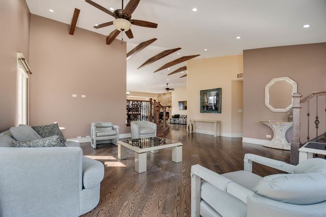 8167 W Brookside Court, Palos Park, IL 60464