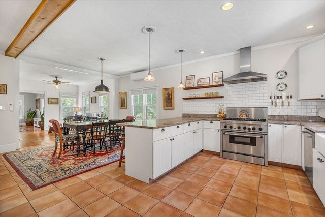 94 Pleasant Street, Mansfield, MA 02048