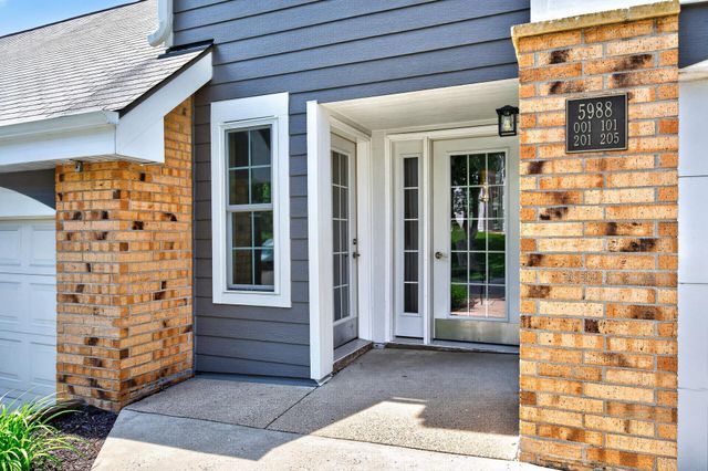 5988 Chasewood Parkway 1, Minnetonka, MN 55343