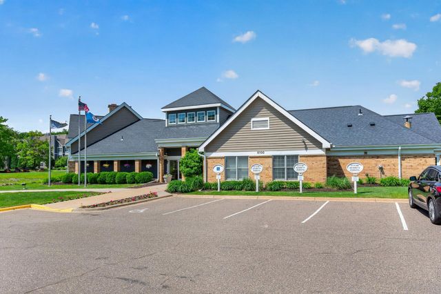 5988 Chasewood Parkway 1, Minnetonka, MN 55343