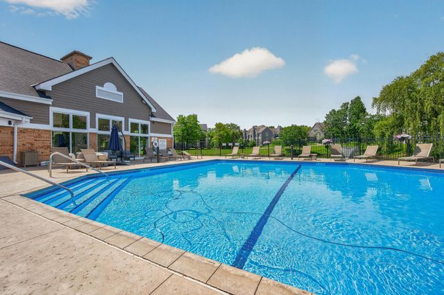 5988 Chasewood Parkway 1, Minnetonka, MN 55343