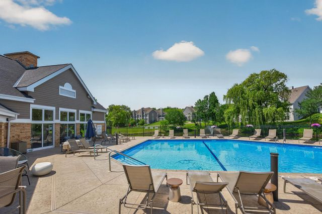 5988 Chasewood Parkway 1, Minnetonka, MN 55343