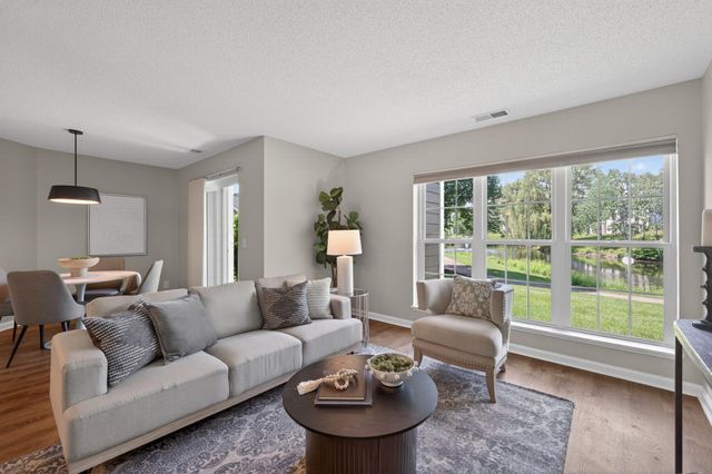 5988 Chasewood Parkway 1, Minnetonka, MN 55343