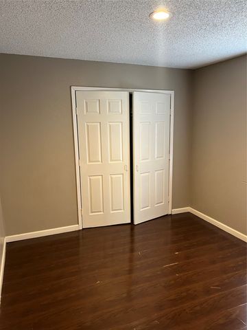 1910 Whiteoak Drive, Garland, TX 75040