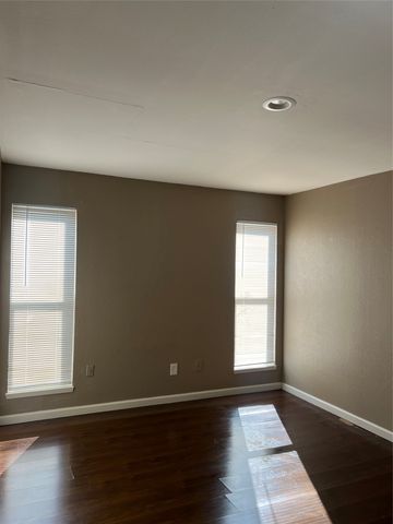 1910 Whiteoak Drive, Garland, TX 75040