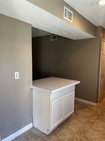 1910 Whiteoak Drive, Garland, TX 75040