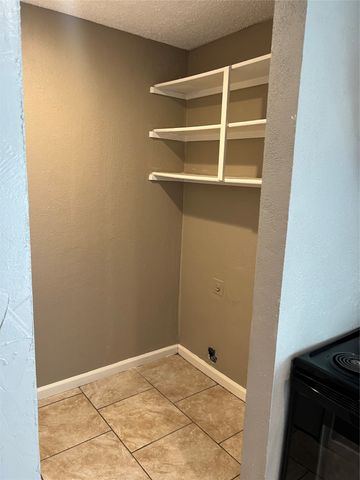 1910 Whiteoak Drive, Garland, TX 75040