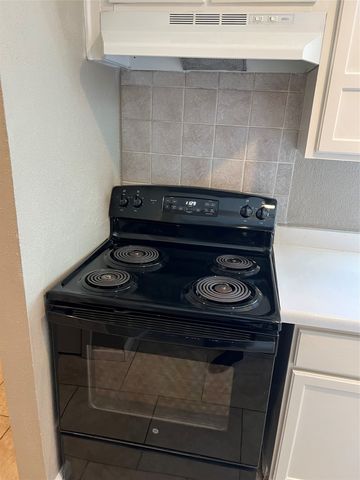 1910 Whiteoak Drive, Garland, TX 75040