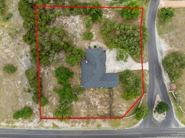 130 Rhum Rd, Kerrville, TX 78028