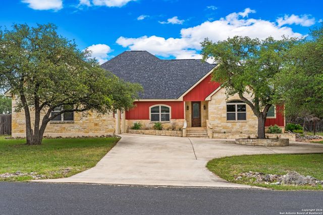 130 Rhum Rd, Kerrville, TX 78028