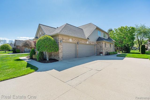 14278 Larkspur Drive, Shelby Twp, MI 48315