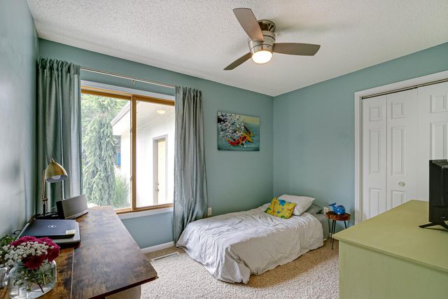 7572 Carillon Plaza W, Woodbury, MN 55125