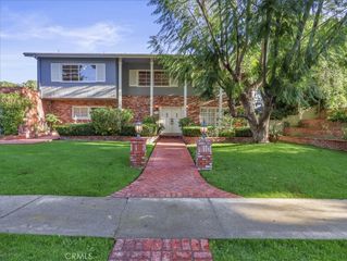 23301 Blythe Street, West Hills, CA 91304