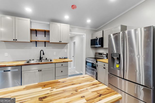 1021 Hillside Drive, Valdosta, GA 31601