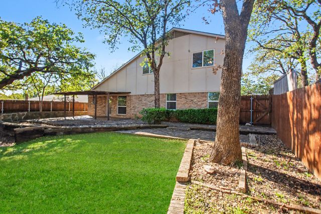 4907 Sagebrush Court, Arlington, TX 76017