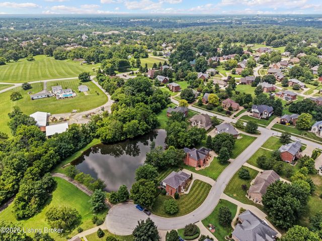 4604 Dove Lake Ct, Louisville, KY 40299