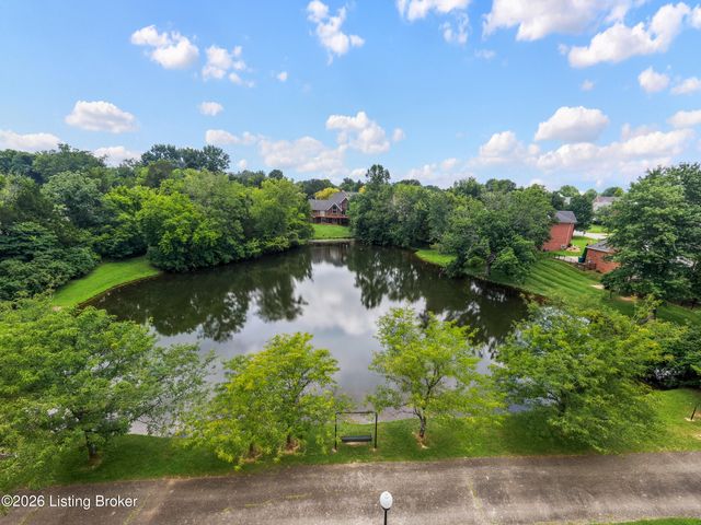 4604 Dove Lake Ct, Louisville, KY 40299