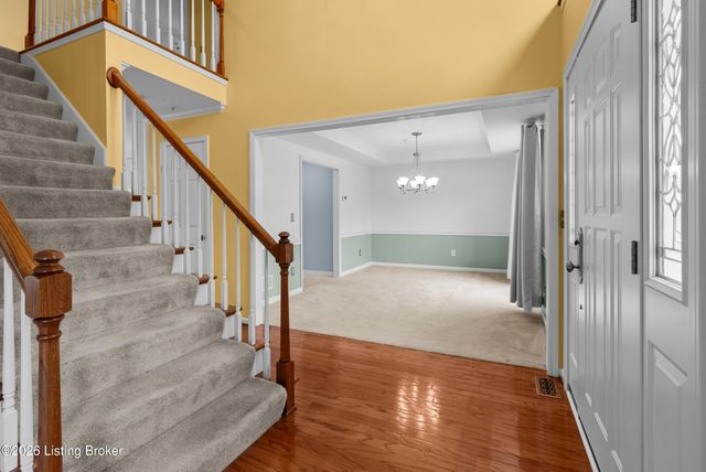 4604 Dove Lake Ct, Louisville, KY 40299