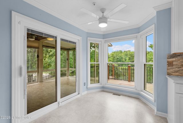 4604 Dove Lake Ct, Louisville, KY 40299