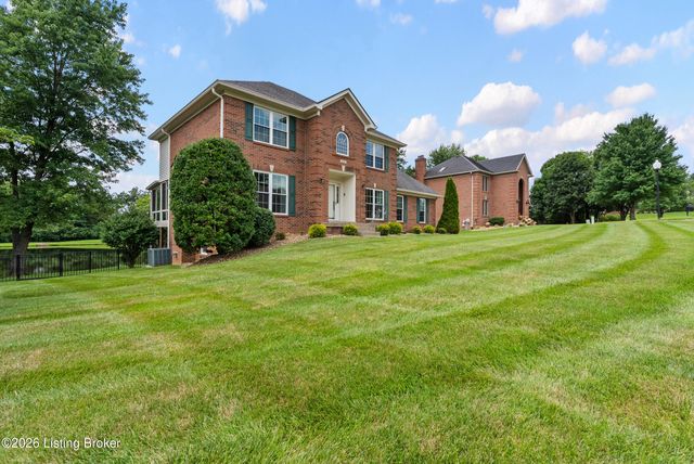 4604 Dove Lake Ct, Louisville, KY 40299