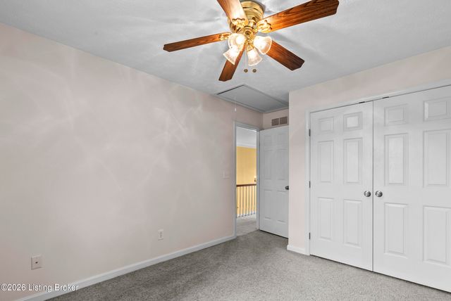 4604 Dove Lake Ct, Louisville, KY 40299