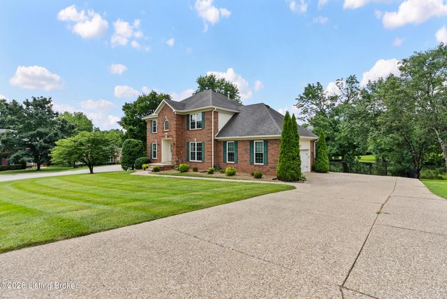 4604 Dove Lake Ct, Louisville, KY 40299