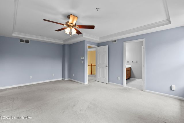 4604 Dove Lake Ct, Louisville, KY 40299
