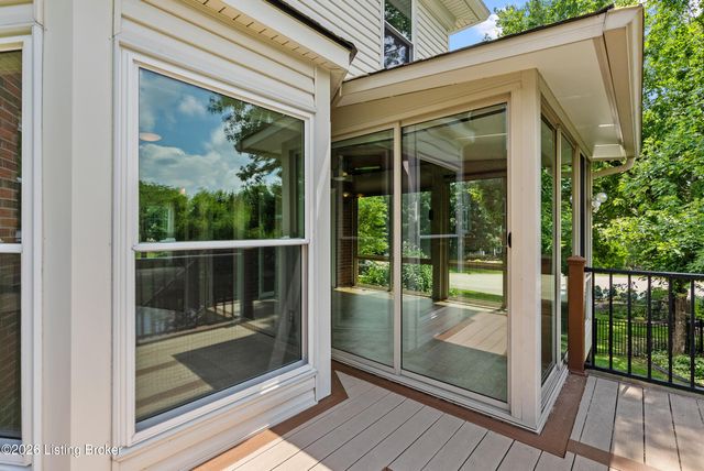 4604 Dove Lake Ct, Louisville, KY 40299