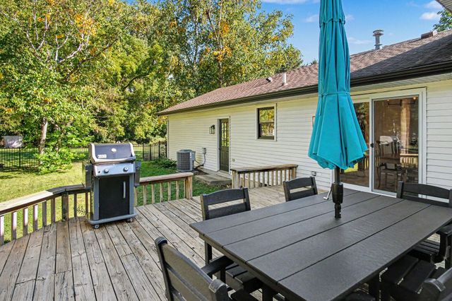 1931 Lonsdale Drive NE, Grand Rapids, MI 49503
