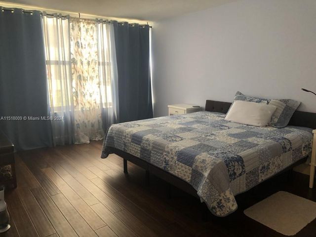 2500 Parkview Dr 618, Hallandale Beach, FL 33009