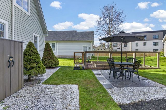 3 Griswold Drive, Rutland City, VT 05701