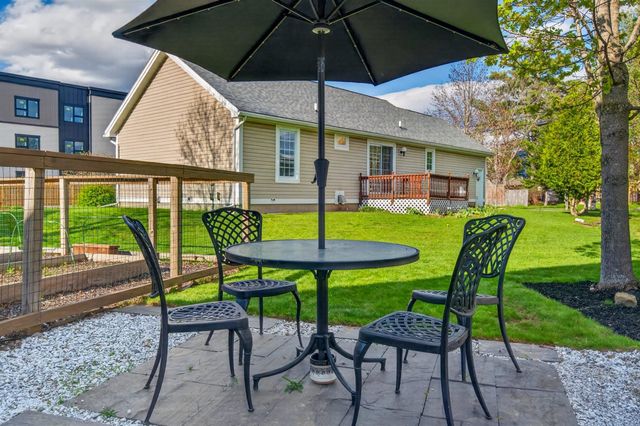 3 Griswold Drive, Rutland City, VT 05701