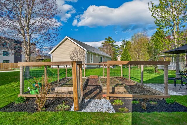3 Griswold Drive, Rutland City, VT 05701