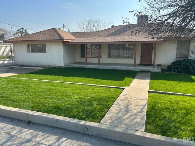 2204 Bedford Way, Bakersfield, CA 93308