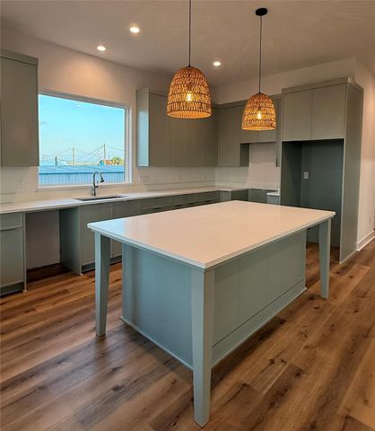 1535 County Road 201, Sargent, TX 77414