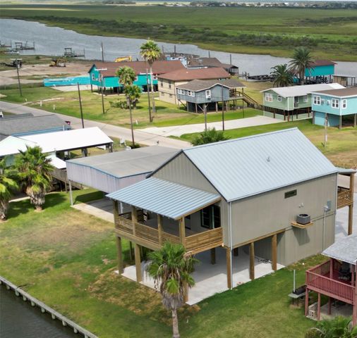 1535 County Road 201, Sargent, TX 77414