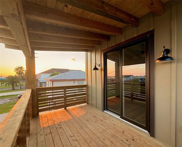 1535 County Road 201, Sargent, TX 77414