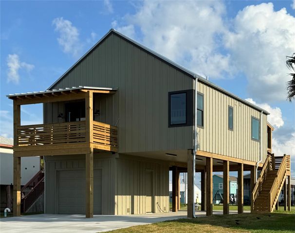 1535 County Road 201, Sargent, TX 77414