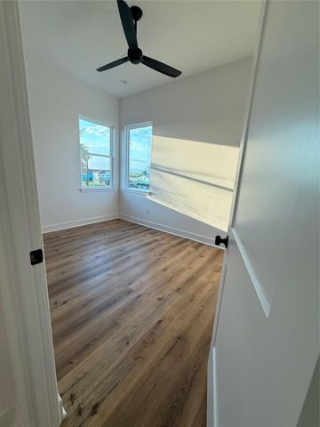 1535 County Road 201, Sargent, TX 77414