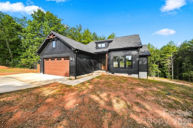 1035 Hawksbill Drive, Morganton, NC 28655
