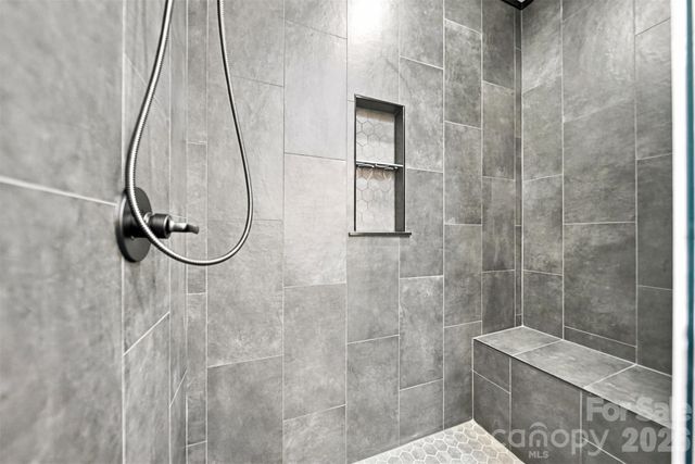 1035 Hawksbill Drive, Morganton, NC 28655