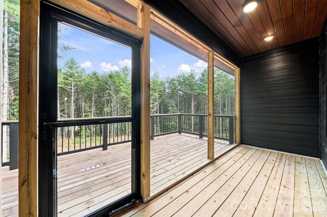 1035 Hawksbill Drive, Morganton, NC 28655