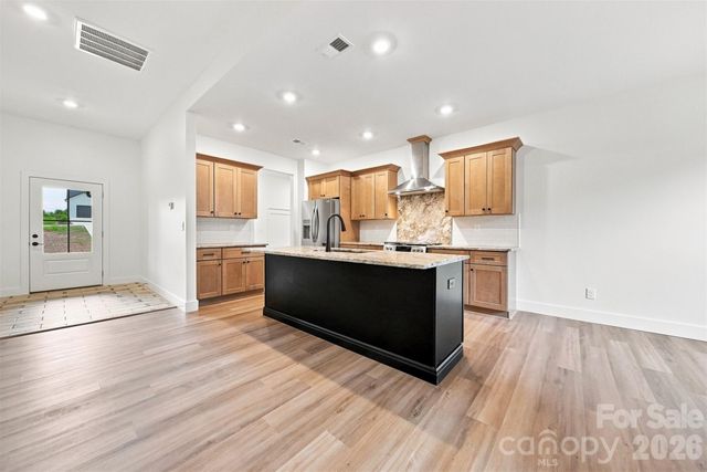 1035 Hawksbill Drive, Morganton, NC 28655
