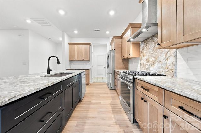 1035 Hawksbill Drive, Morganton, NC 28655