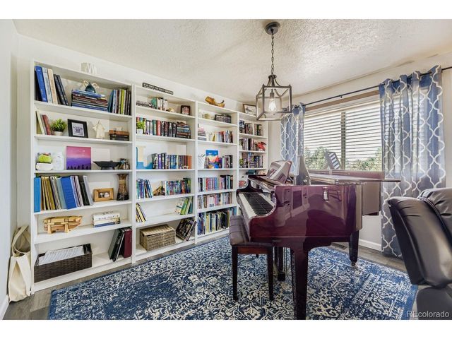 42146 Vista Rdg, Parker, CO 80138