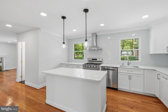 1517 GERARD ST, Rockville, MD 20850