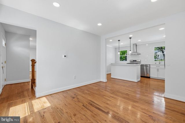 1517 GERARD ST, Rockville, MD 20850