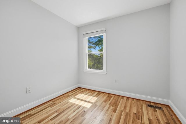 1517 GERARD ST, Rockville, MD 20850