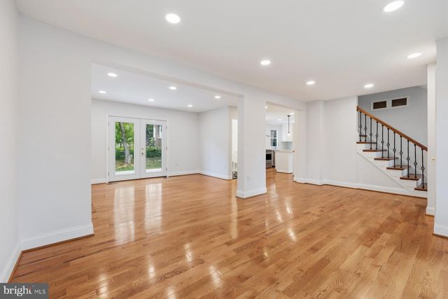 1517 GERARD ST, Rockville, MD 20850