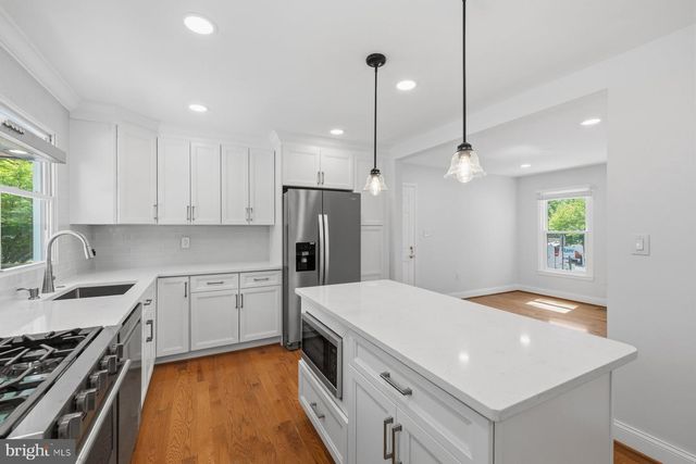 1517 GERARD ST, Rockville, MD 20850
